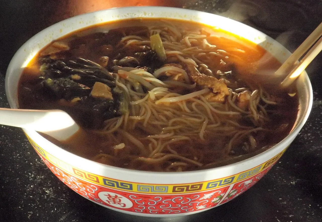 Lingshui Sour Noodles